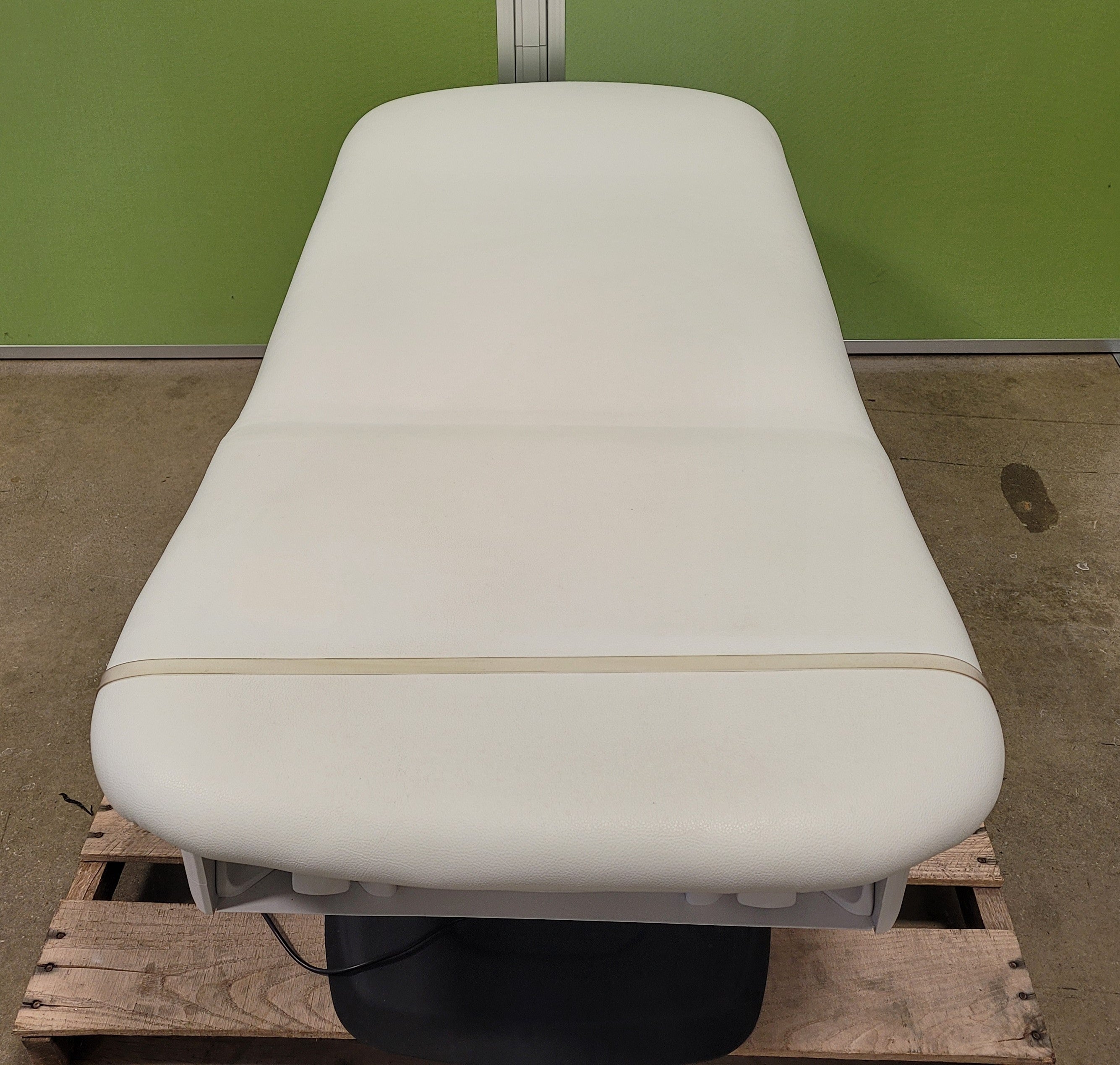 Midmark Ritter 224 Barrier-Free Examination Chair