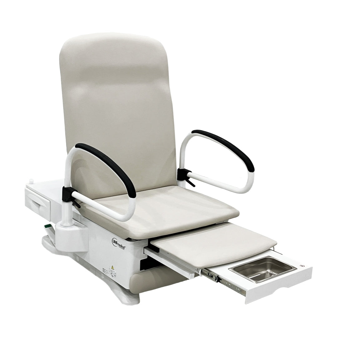 UMF Medical 1735M LibertyPRO™100 Exam Chair with Manual Back | QuinceMedical.com