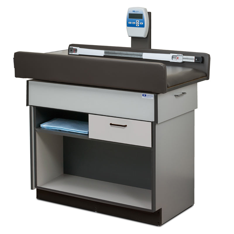 Clinton 7810 Pediatric Scale/Treatment Table | QuinceMedical.com