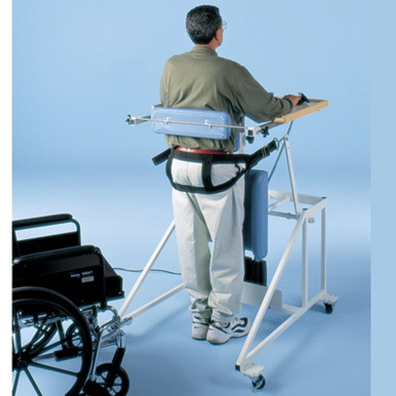 Hausmann Electric Hi-Lo Stand-In Table with Bariatric Electric Patient Lift