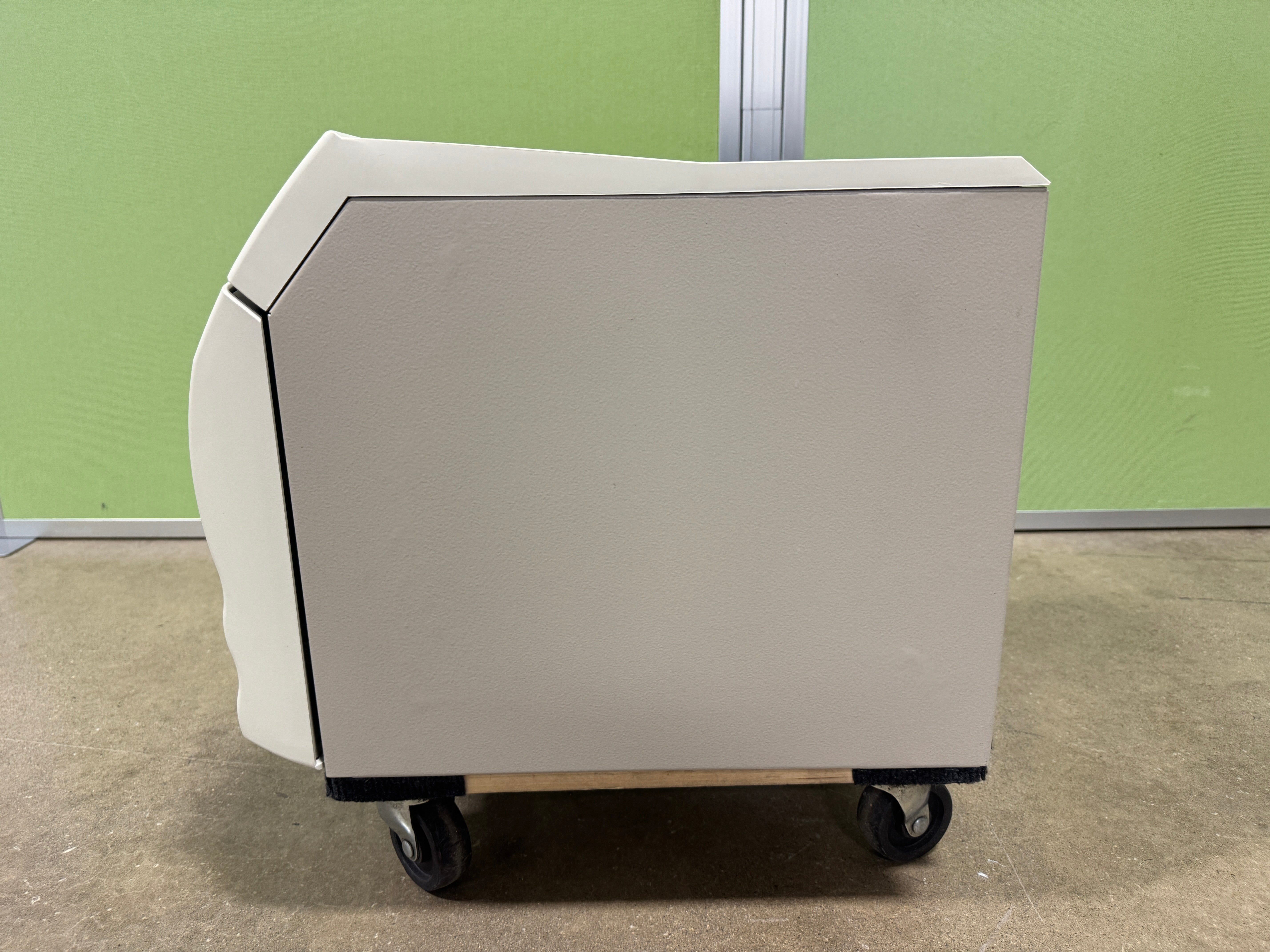 Midmark Ritter M9 Autoclave