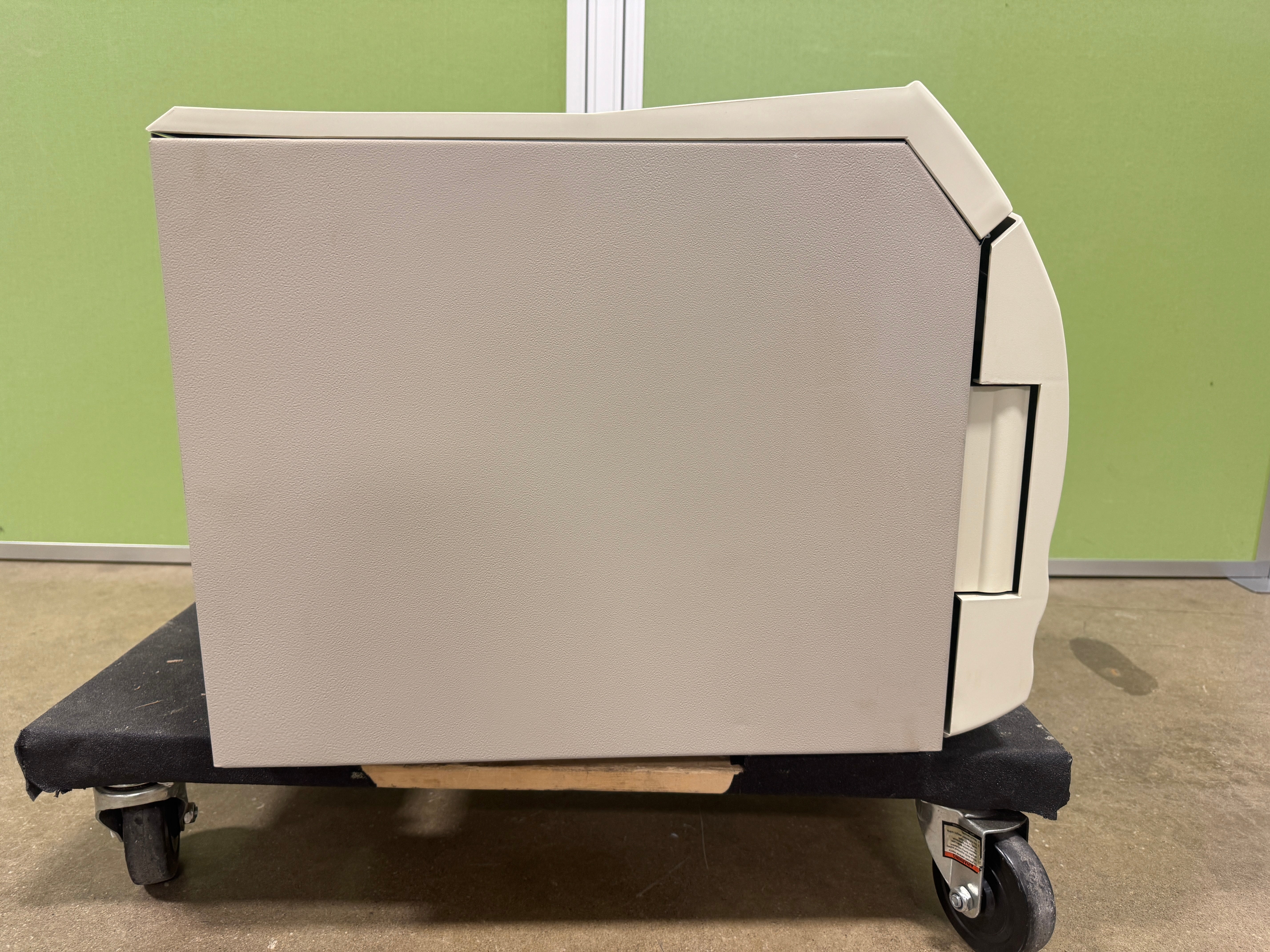 Midmark Ritter M11 Autoclave
