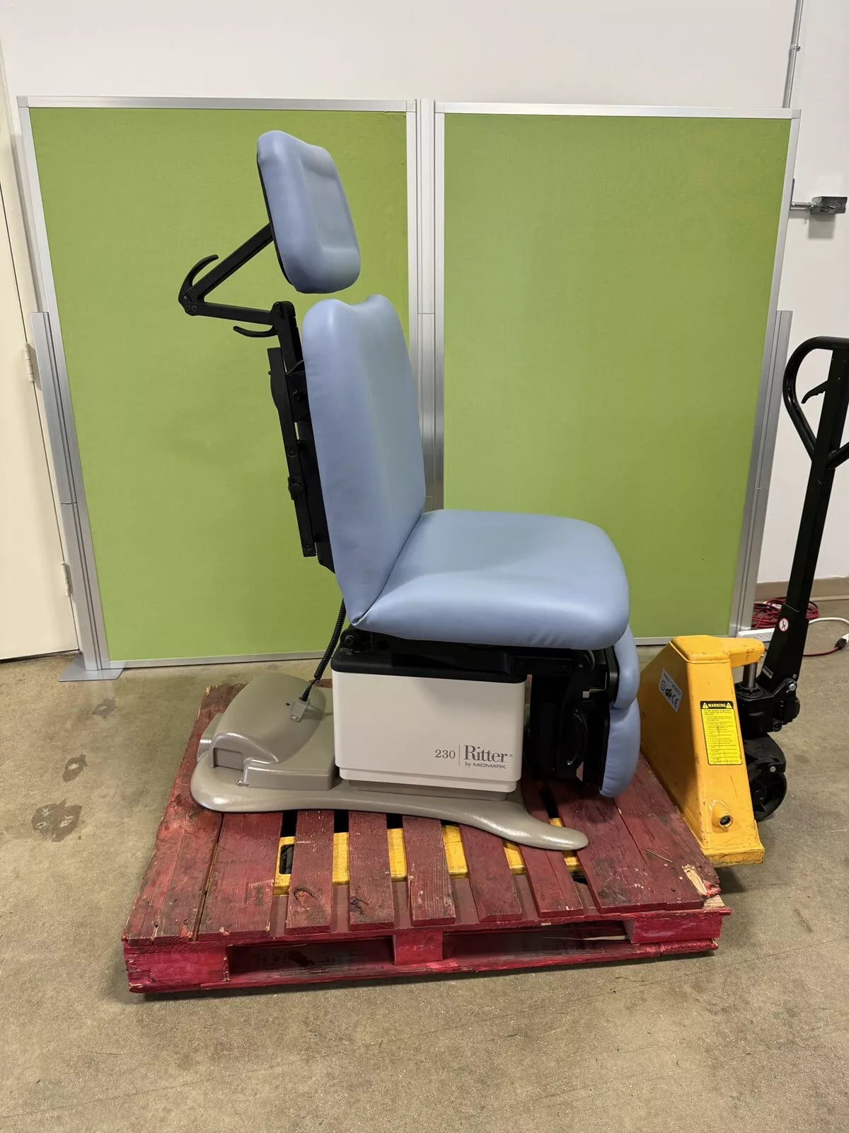 Midmark Ritter 230 Procedure Chair QT100000598