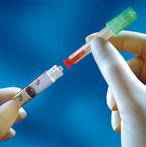 BD Twinpak™ Dual Cannula Device | QuinceMedical.com
