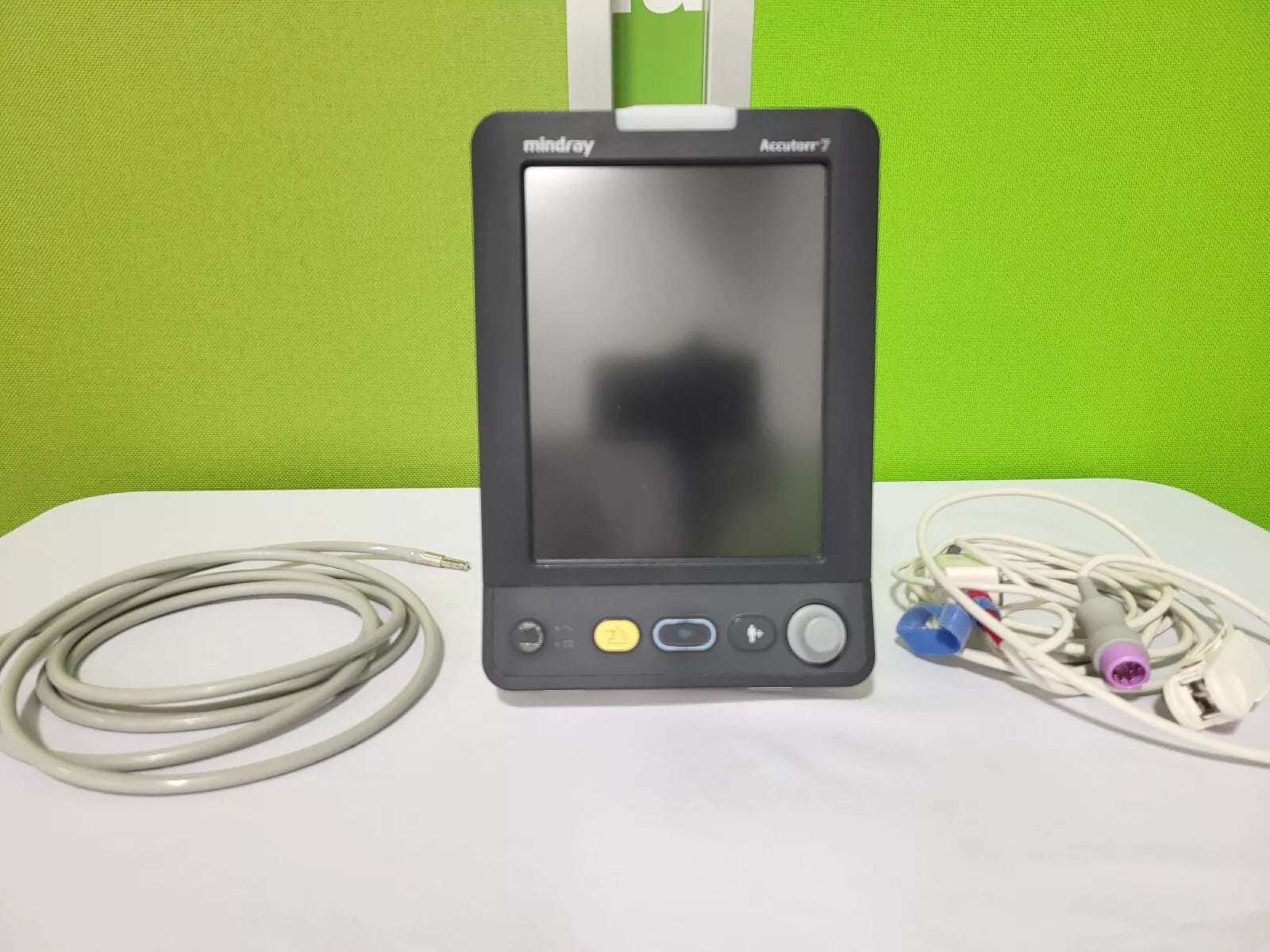 Mindray Accutorr 7 Vital Signs Monitor, Biomed Tested. Stand sold separately.