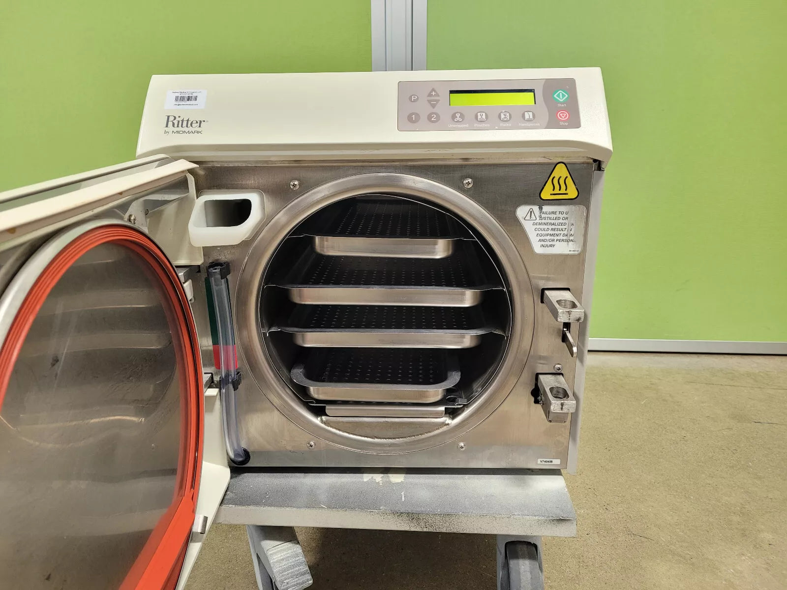 Midmark M11 Autoclave