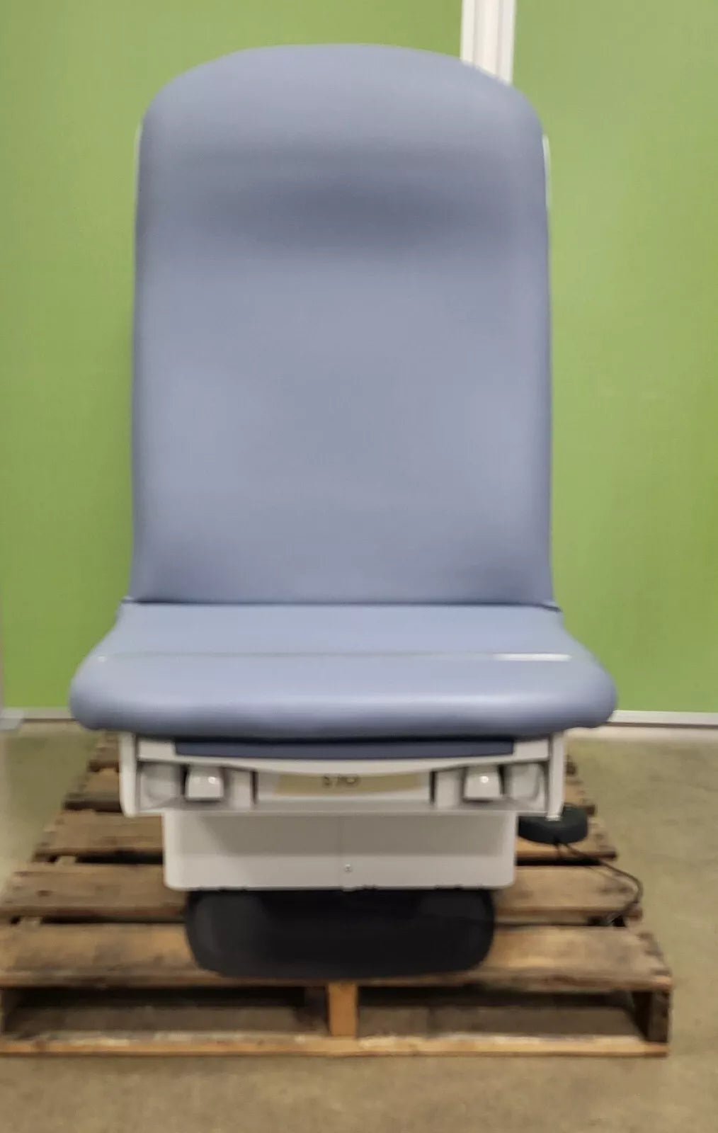 Ritter 224 Barrier-Free Examination Chair