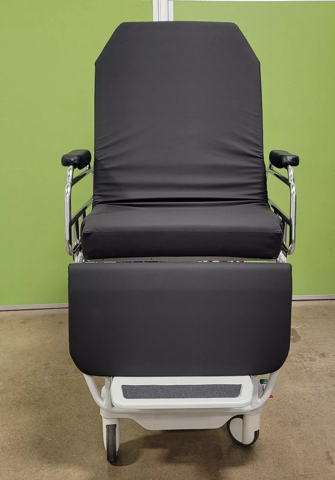 TransMotion TMM4 Multi-Purpose Stretcher Chair