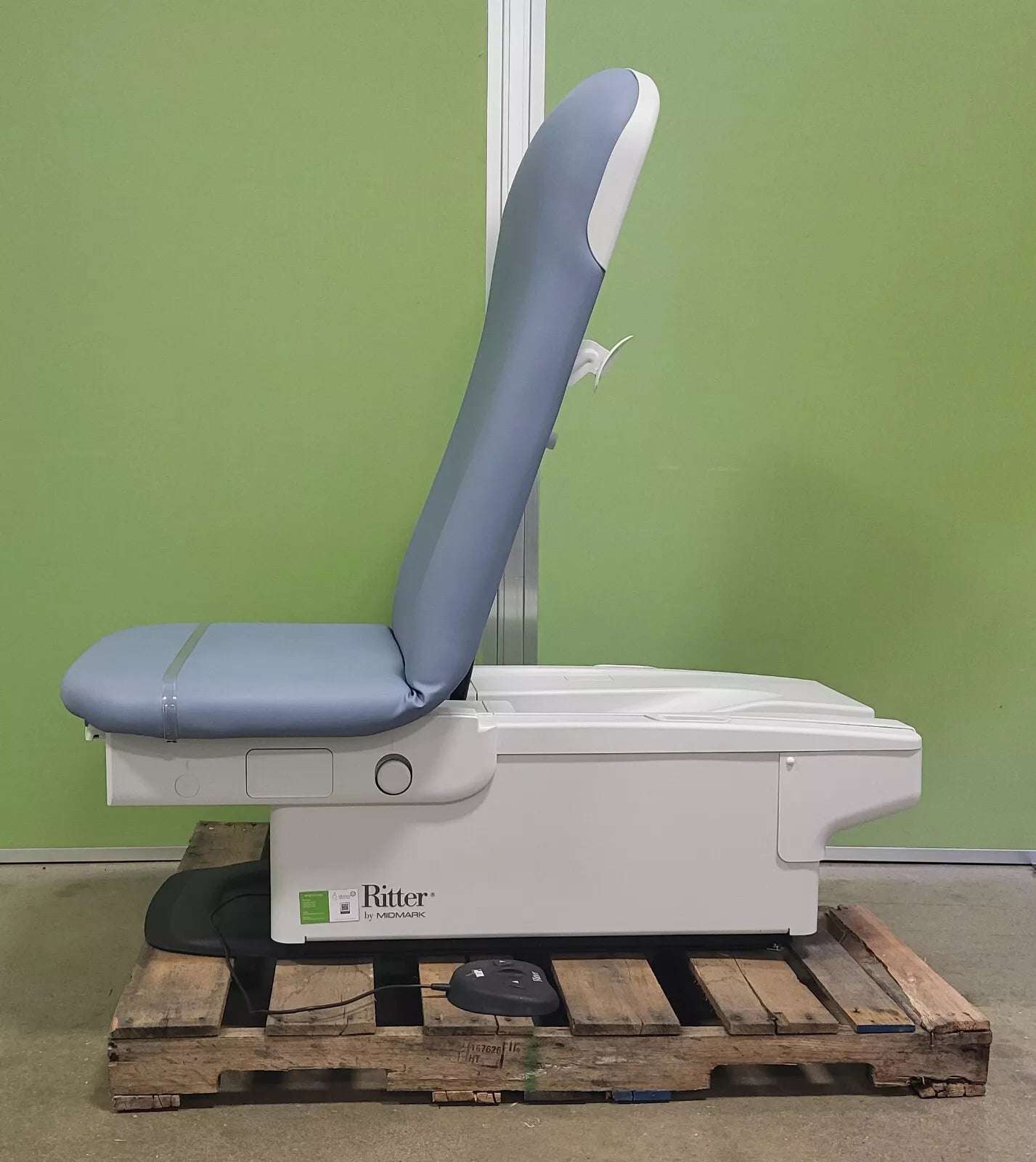 Ritter 224 Barrier-Free Examination Chair