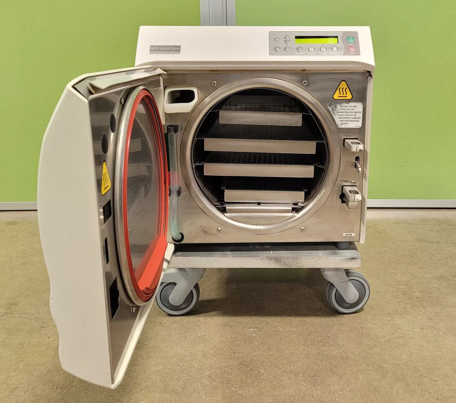 Midmark M11 Autoclave