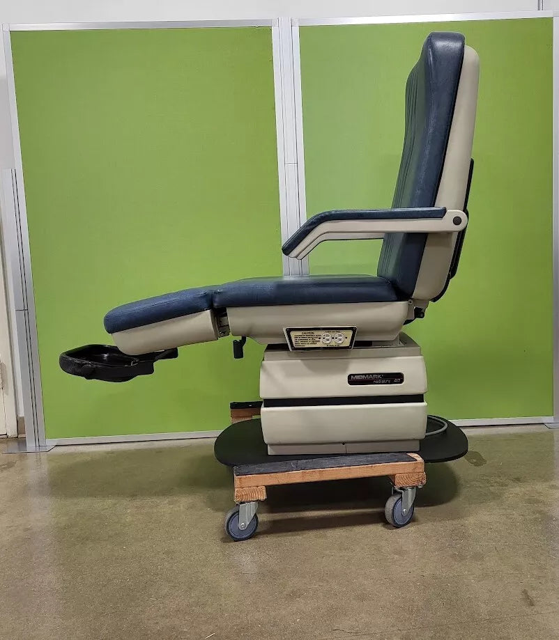 Midmark 417 Podiatry Chair