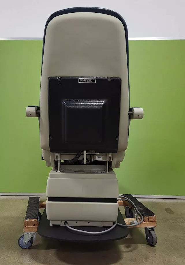 Midmark 417 Podiatry Chair