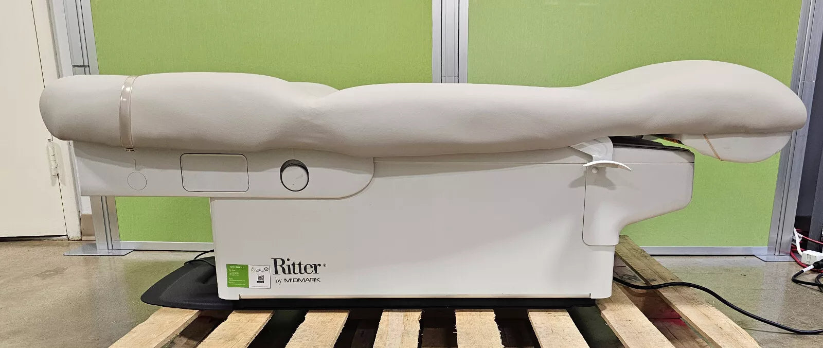 Ritter 224 Barrier-Free Examination Chair