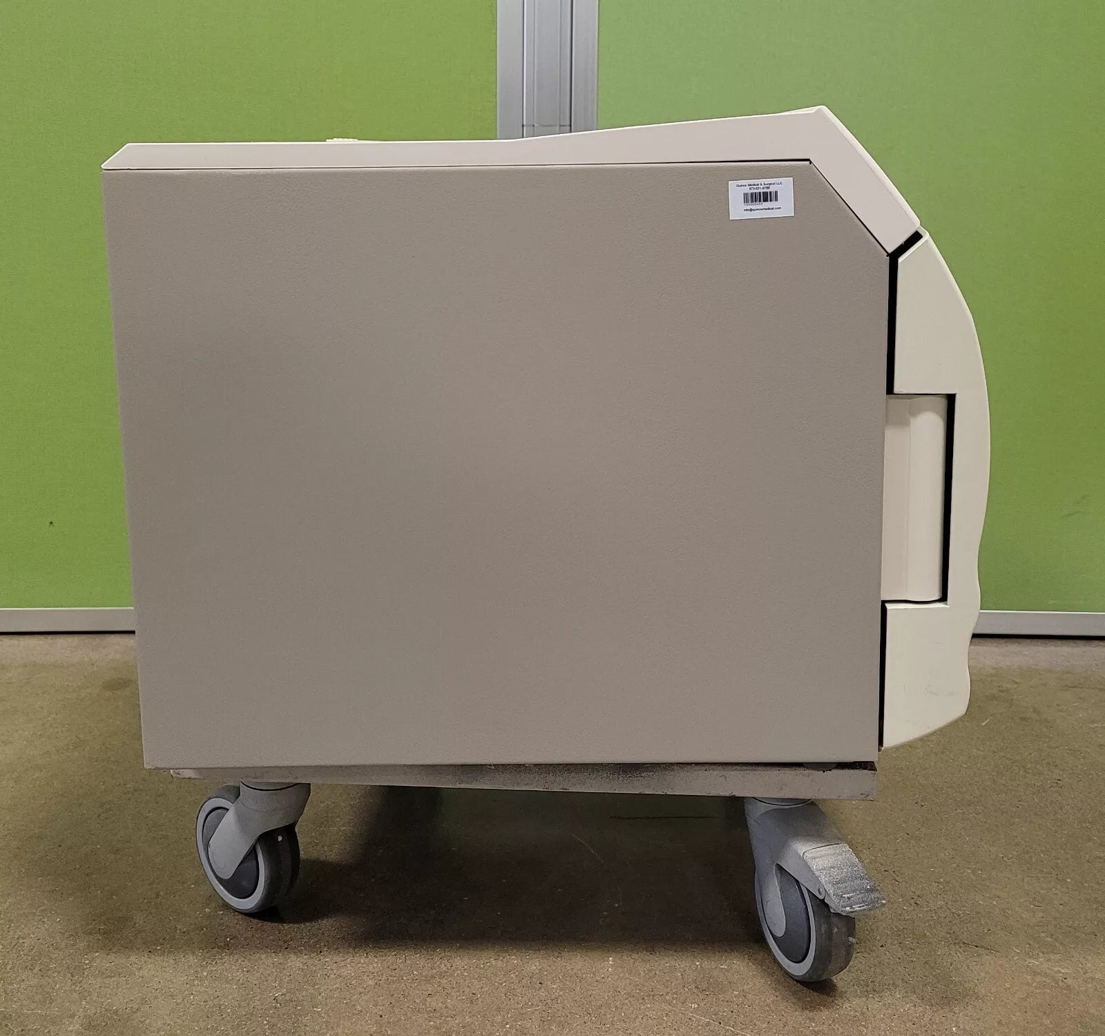 Midmark M11 Autoclave