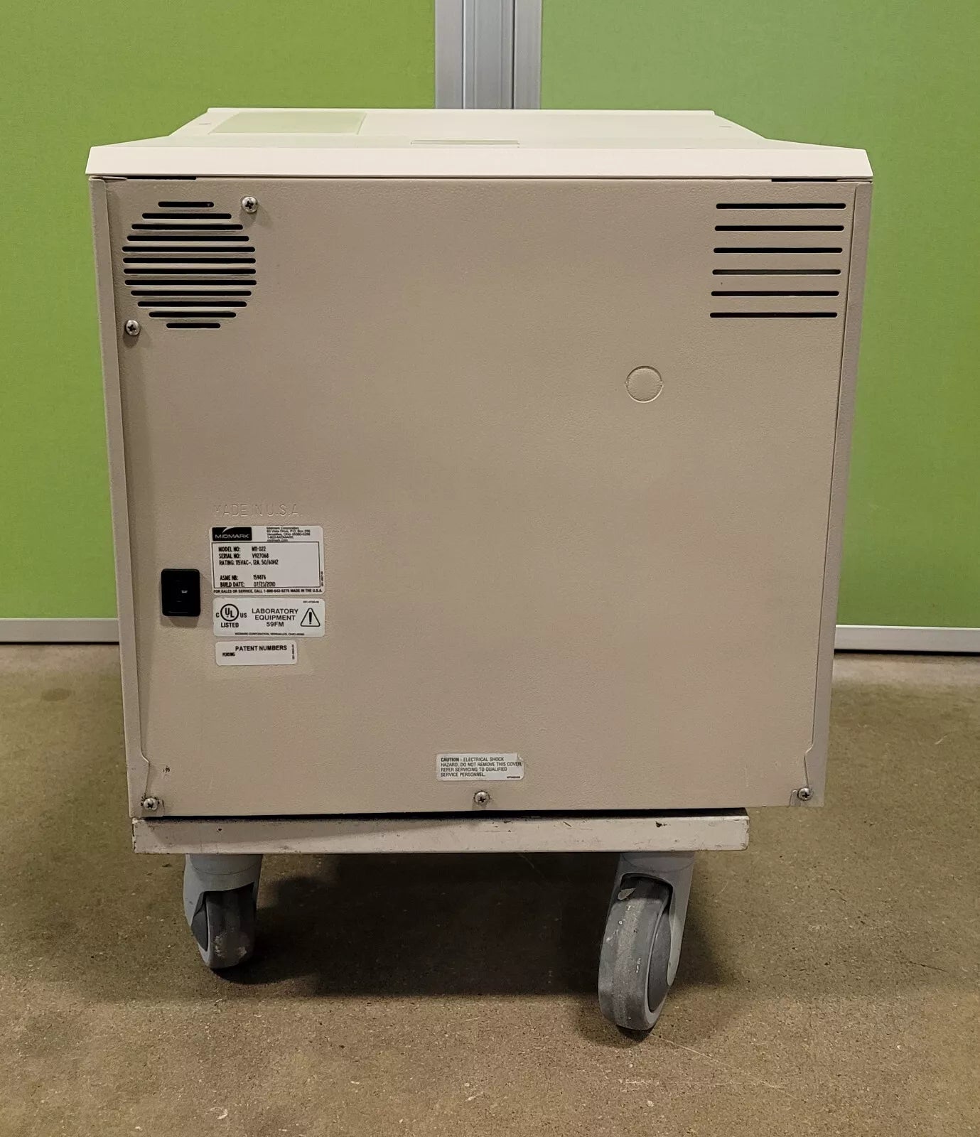 Midmark M11 Autoclave