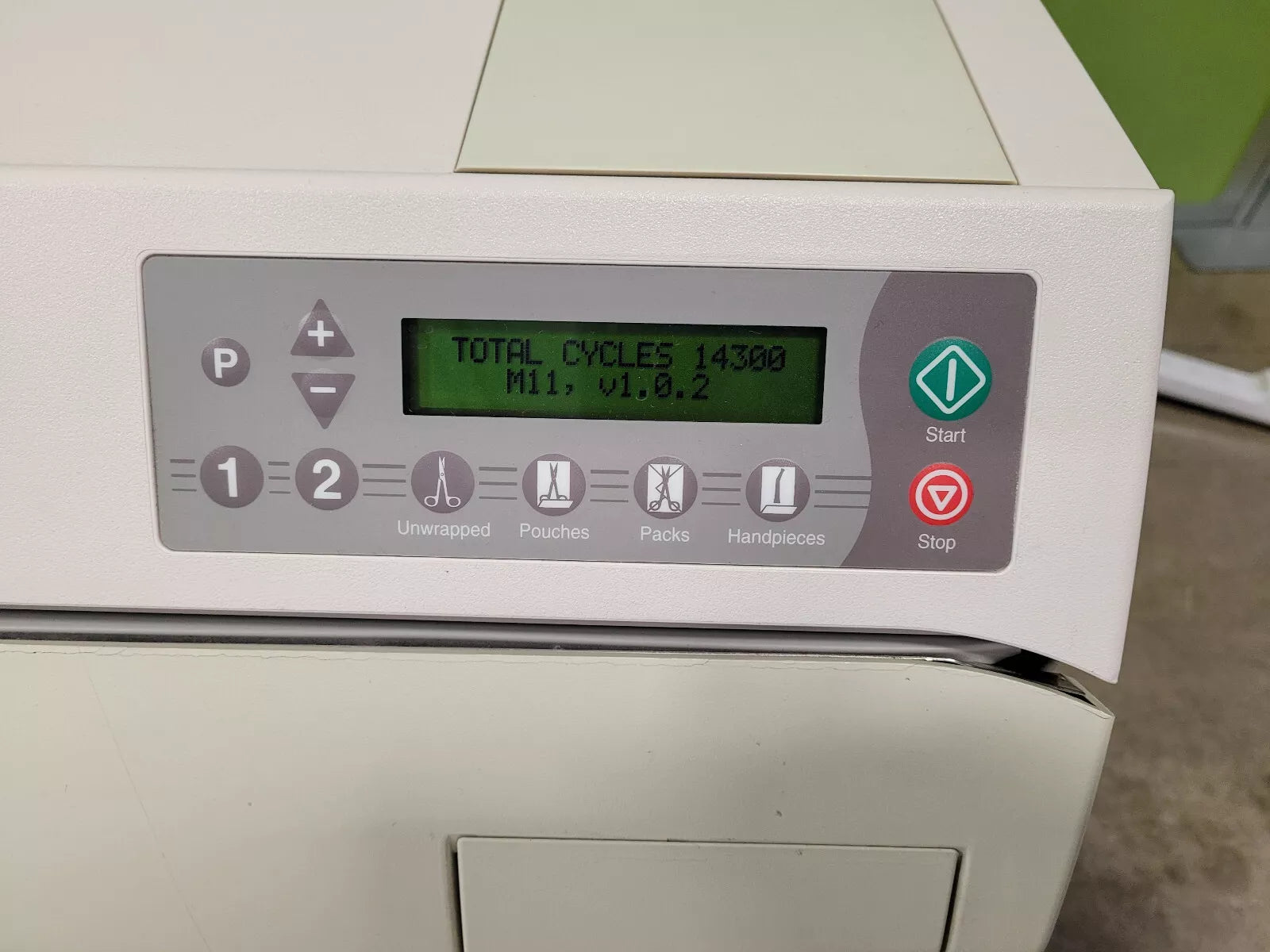 Midmark M11 Autoclave