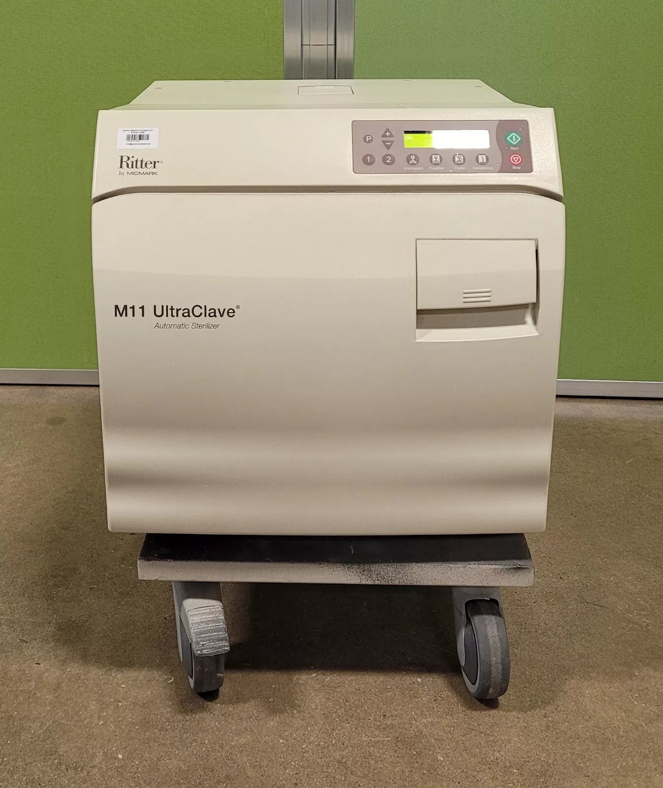 Midmark M11 Autoclave