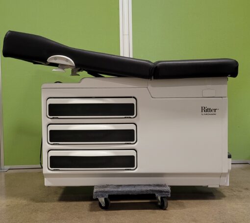 Midmark Ritter 204 Manual Exam Table Side View